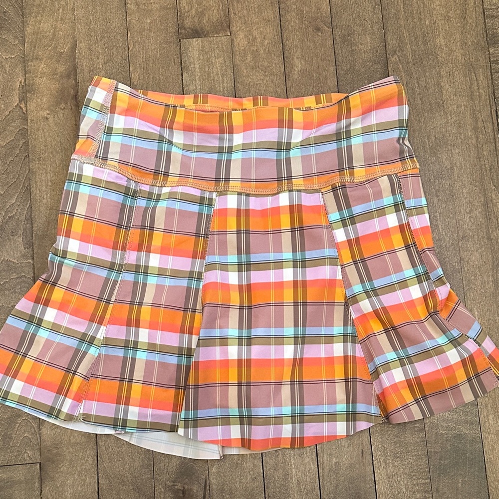 Bobbe Brand Vibrant Plaid Tennis Skirt with Shorts underneath. Size M